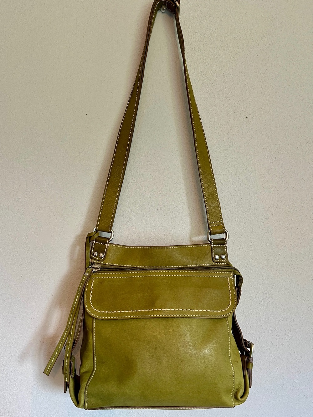 Vintage Fossil Bright Olive Green Leather Crossbody Bag EUC